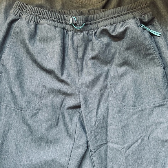 Figs Technical Collection - Picture 4 of 5